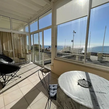 Apartament Duplex De Charme En Front De Mer Avec Veranda - Fr-1-361-32 Bouillon