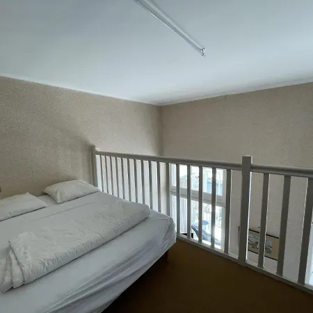 Apartment Duplex De Charme En Front De Avec Veranda - Fr-1-361-32 *
