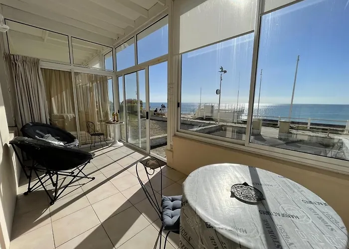 Apartment Duplex De Charme En Front De Mer Avec Veranda - Fr-1-361-32 Bouillon