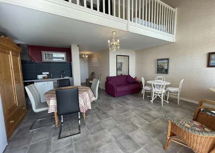 Apartment Duplex De Charme En Front De Mer Avec Veranda - Fr-1-361-32 Bouillon