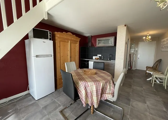 Duplex De Charme En Front De Mer Avec Veranda - Fr-1-361-32 Apartment